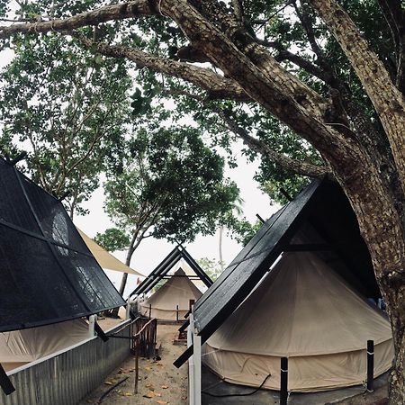 Отель Juita Glamping Perhentian Island Кампунг-Куала-Бесут Экстерьер фото